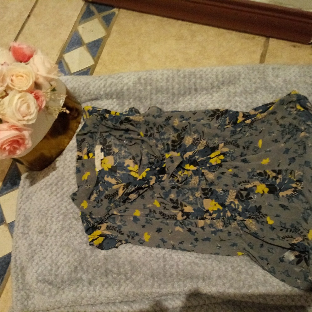 Blouse - Picture 3 of 4